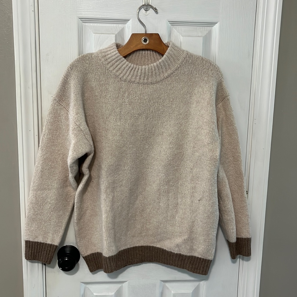 Women’s Colorblock Sweater